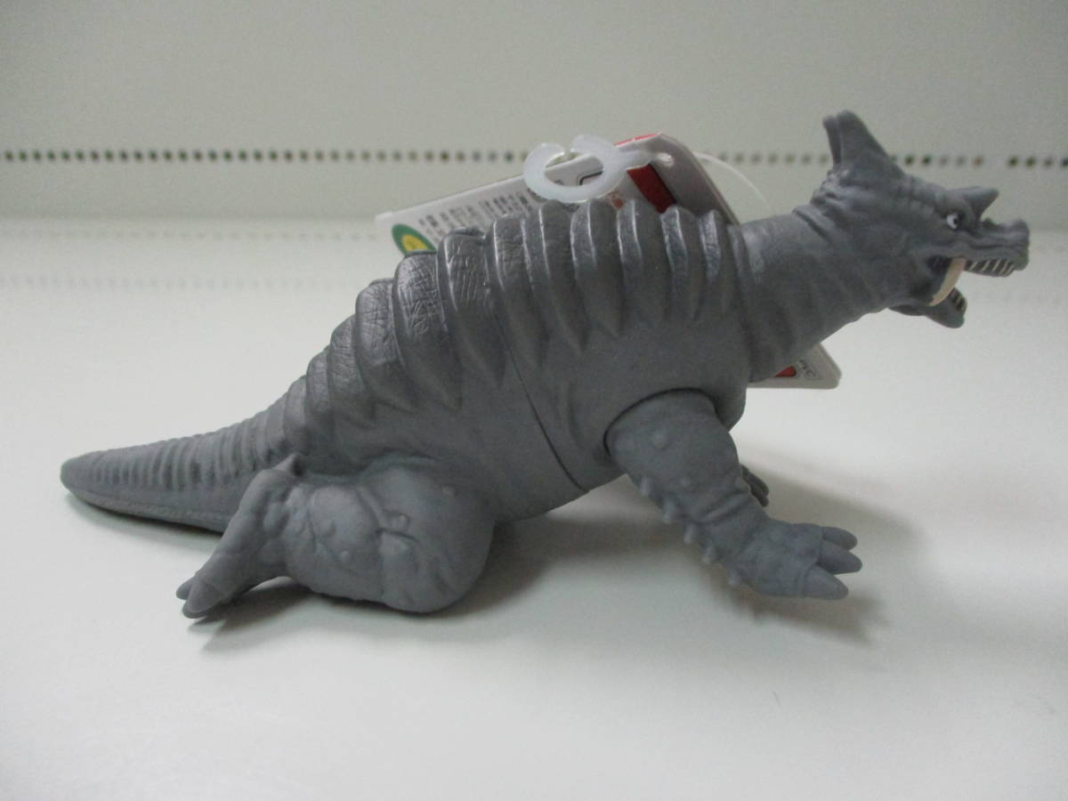 08T386☆ 【タグ付き】 ウルトラ怪獣シリーズ　178 地底怪獣 パゴス　ソフビ 円谷 BANDAI バンダイ_画像4