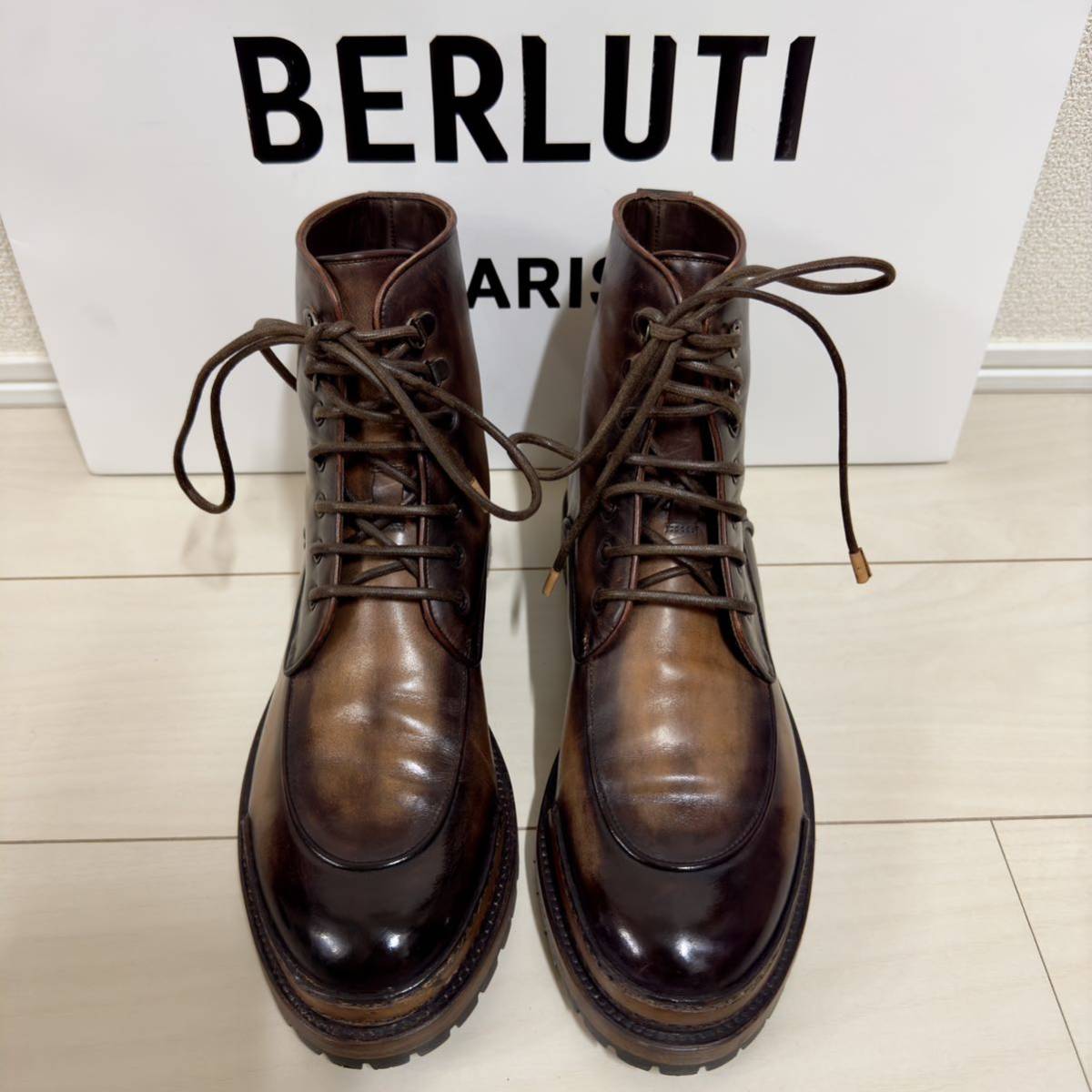 美品 定価41万円 ベルルッティ ブルニコ パティーヌレザー 美品 定価41万円 ベルルッティ ブルニコ パティーヌレザー