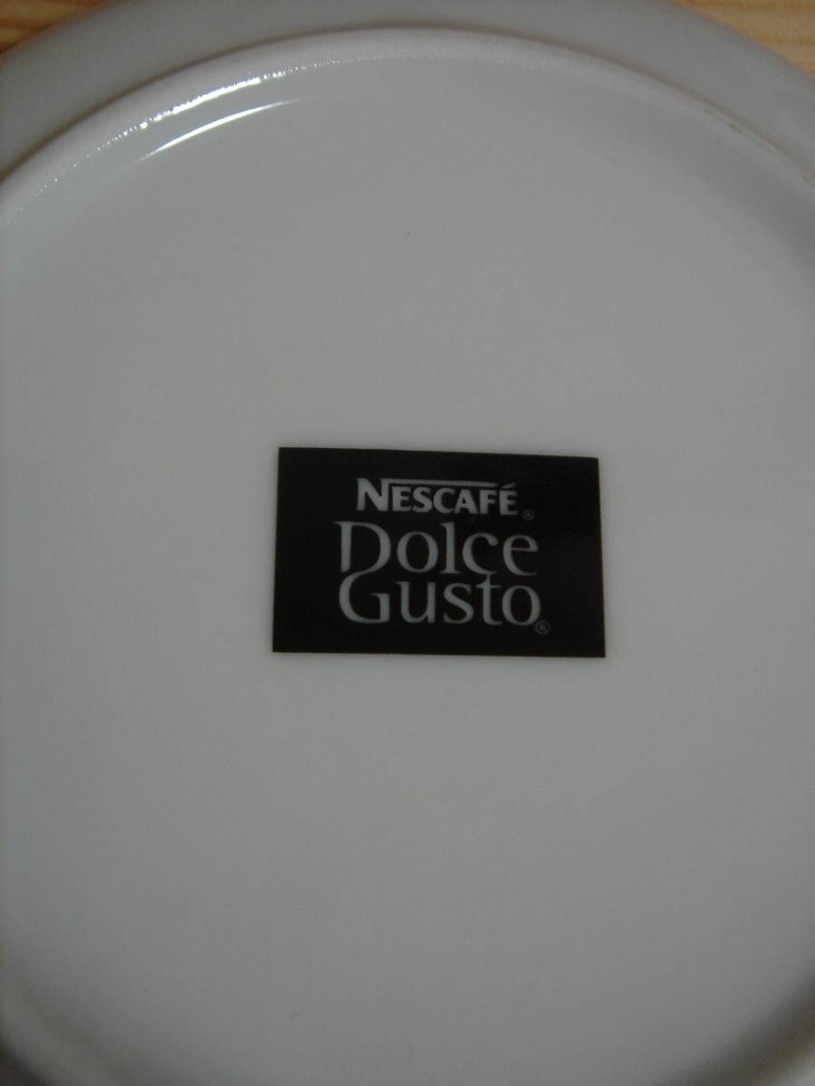 ◆ NESCAFE Dolce Gusto ドルチェグスト ◆ シンプル プレート 皿 洋食器 直径13.7㎝ 陶器 ソーサー ◆ USED ◆_画像4