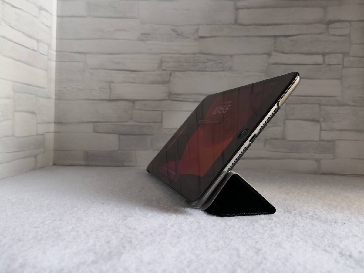 (アウトレットｄ-11)(薄型 軽量) iPad min5/mini4 共用 ブラック レザー スマートケース _画像3