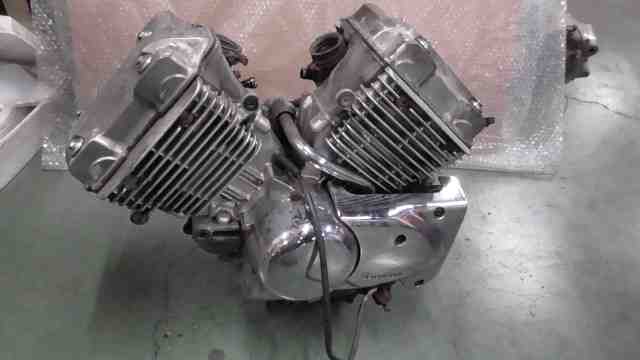 V-TWIN マグナ　MC29-1001xxx　の　エンジン *1702949275　中古_画像7