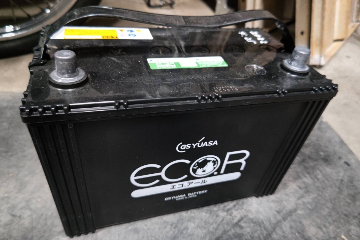 倉庫整理品 車用品【車両乗り換えの為 2022年4月25日購入 レクサスLS460使用 GSユアサ エコバッテリー ECO.R EC 105D31L 】程度良好 中古_画像1