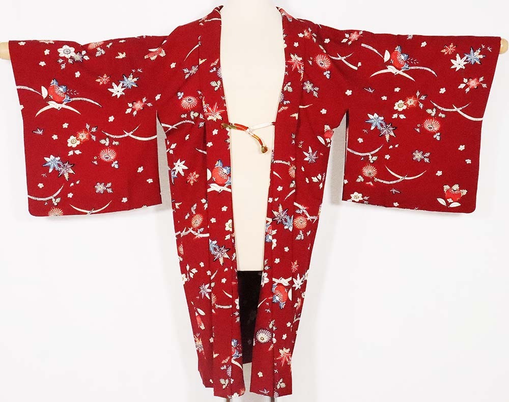 秋 冬用 和装コート 羽織 正絹 赤紫 紅型 菊 紅葉 橘 梅 Lサイズ A4875 送料無料 美品
