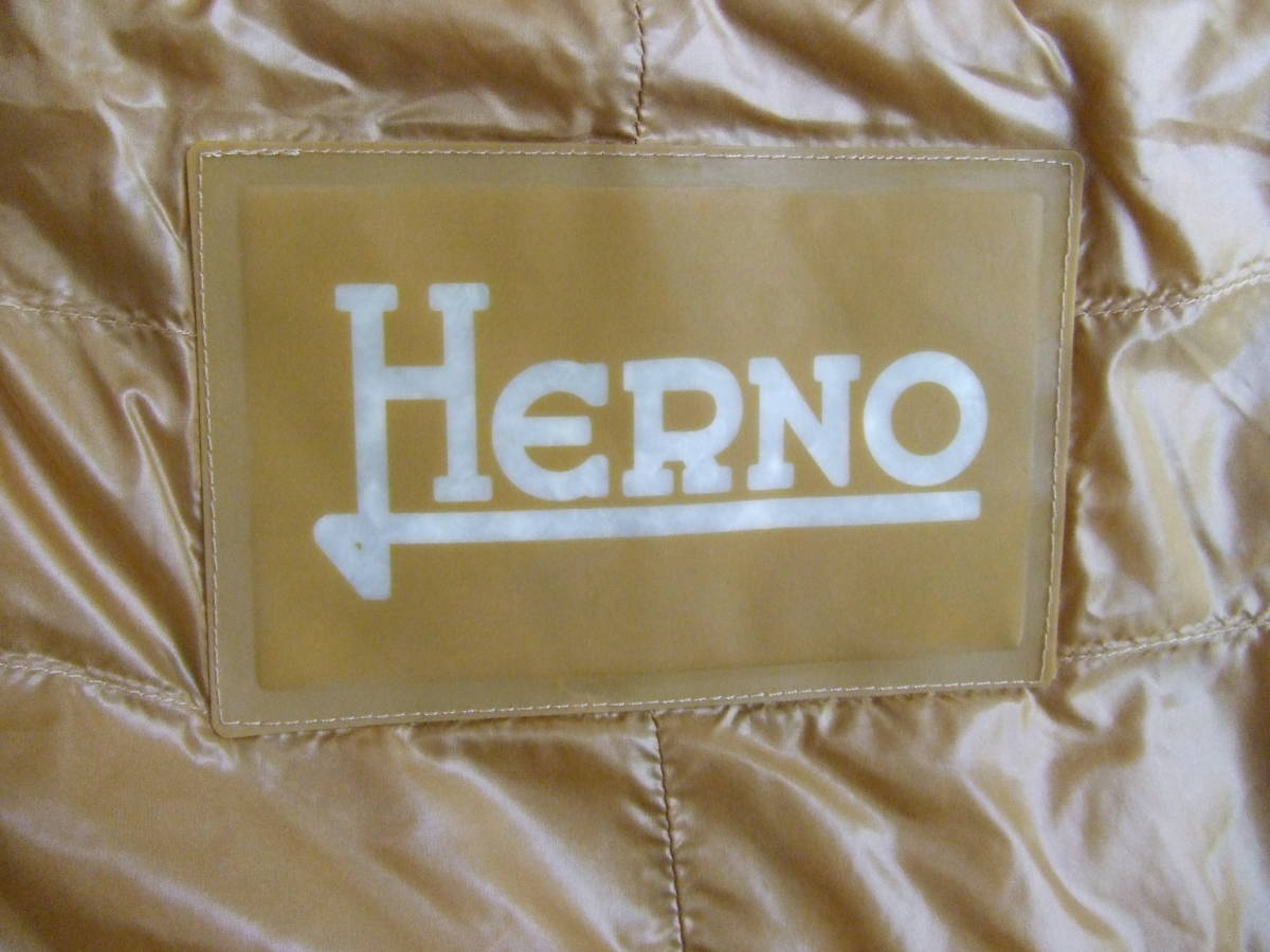 ★HERNO★ヘルノ軽ショートコート_画像5