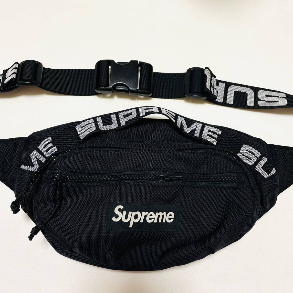 ほぼ新品 Supreme Waist Bag Black White 2.5L 18ss 2018年 ブラック ウエスト ショルダー バッグ ポーチ ボックスロゴ コーデュラ CORDURA_画像1