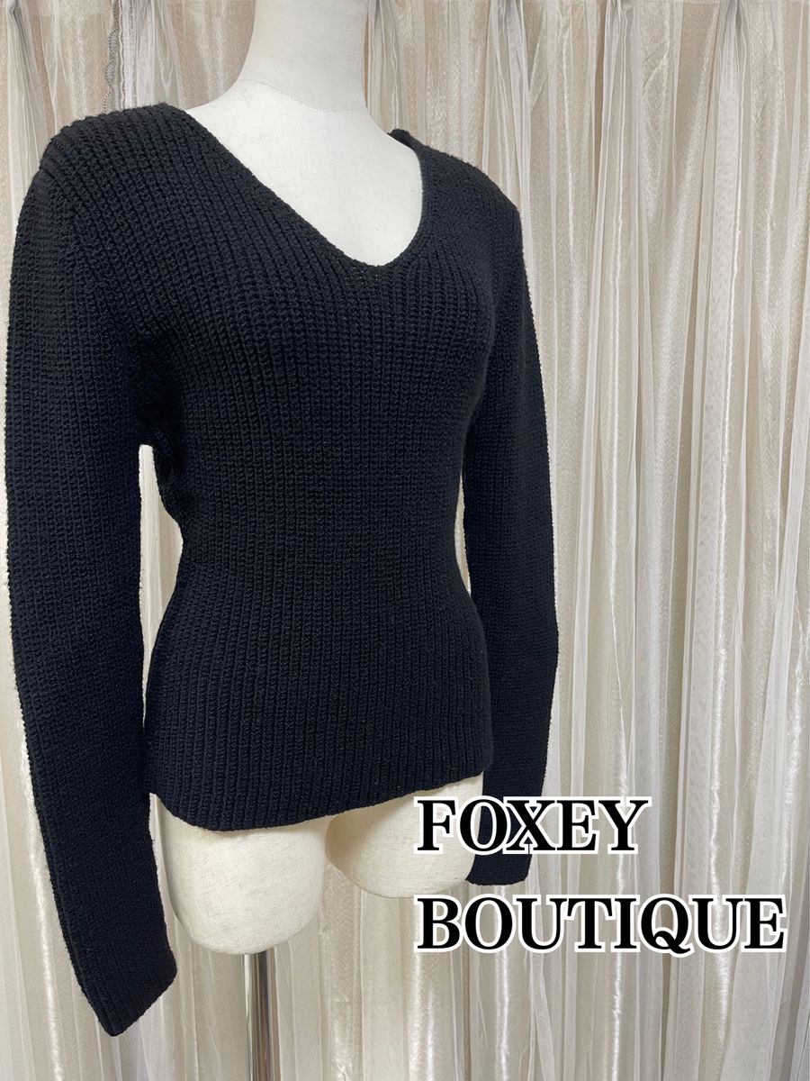 FOXEY BOUTIQUE フォクシーブティック Vネック長袖ニット