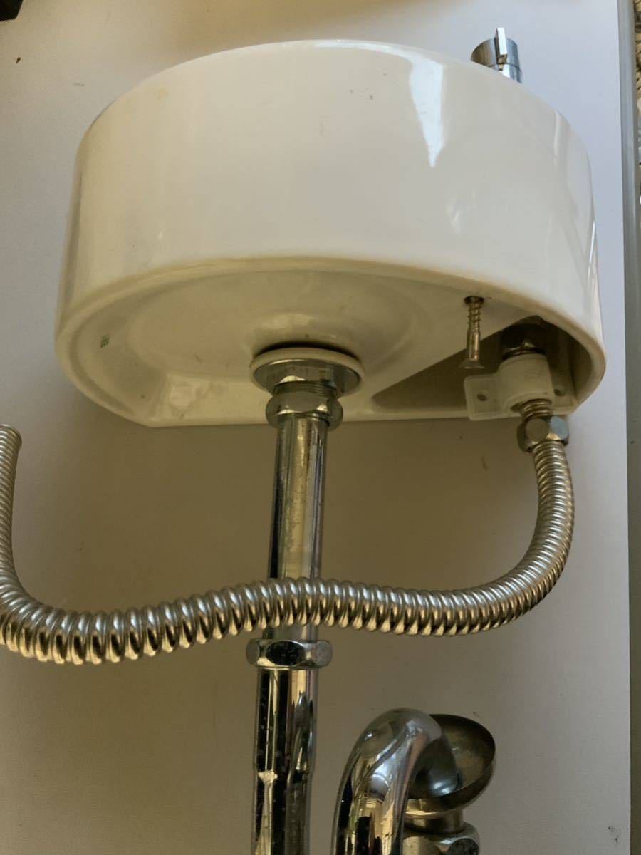 手洗台　水洗配管付き　BWー1 Linux 値引_画像2