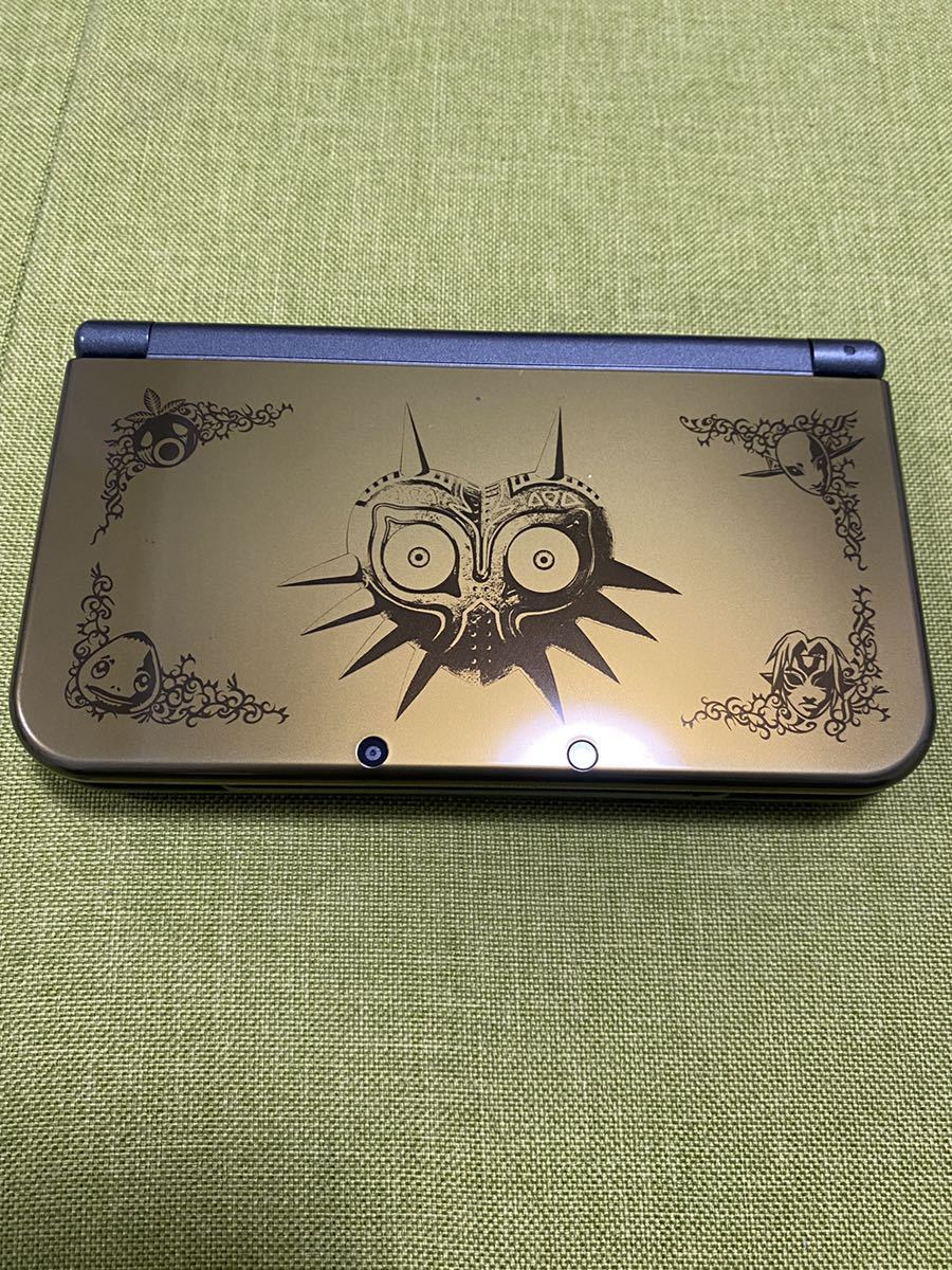 任天堂　Newニンテンドー3DS LL ゼルダの伝説 ムジュラの仮面 3Dパック　本体のみ　送料185円_画像1