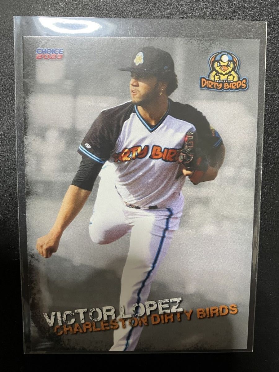 NPB 来日外国人 ビクター・ロペス　西武　ライオンズ　トレーディングカード　2023 Charleston Dirty Birds Victor Lopez 独立 リーグ_画像1