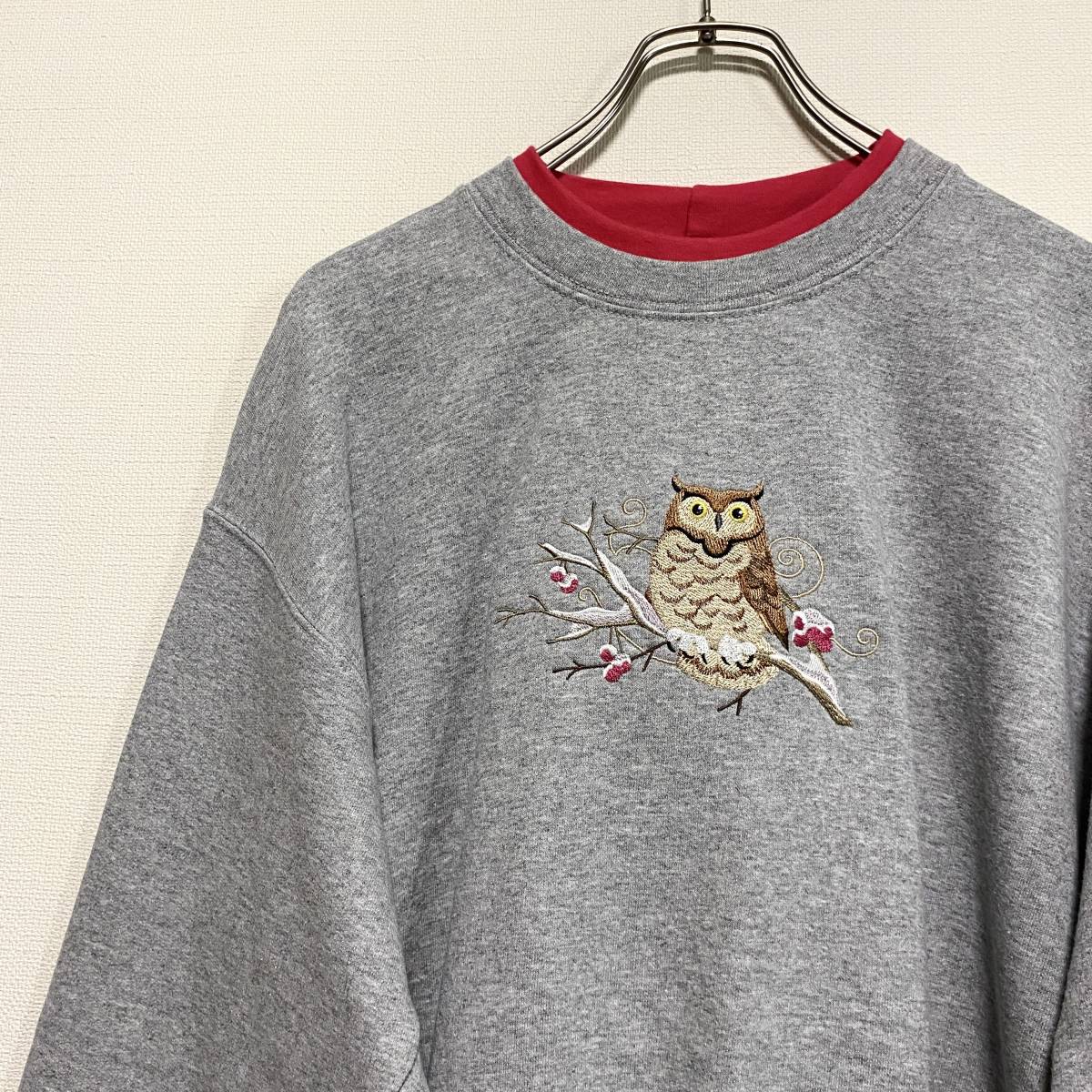 アメリカ古着 梟 フクロウ トレーナー スウェット 刺繍 裏起毛 アメリカ古着 梟 フクロウ トレーナー スウェット 刺繍 裏起毛
