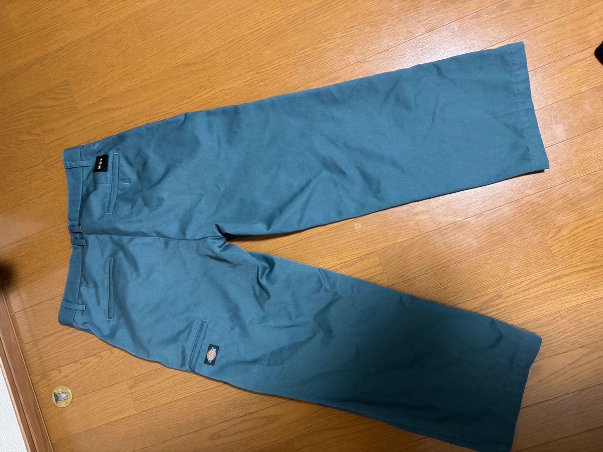 Huf dickiesチノパン　サイズL