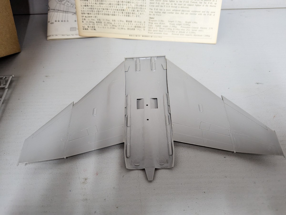 ■少し組立途中 ハセガワ 1/48 VX-4 バンディ1 F-4J 戦闘機 プラモデル■_画像9