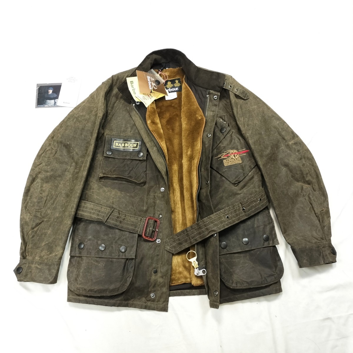 未使用タグ付き Barbour international northpass olive M bees 未使用タグ付き Barbour international northpass olive M bees