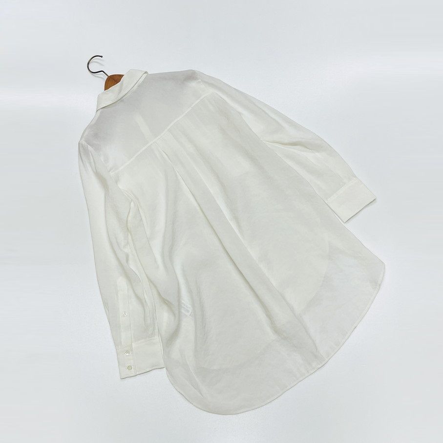 未使用品 /XS/ ZARA ホワイト ロングシャツ ポケット レディース タグ カジュアル トップス 通勤 フェミニン 大人可愛い白 デイリー ザラ