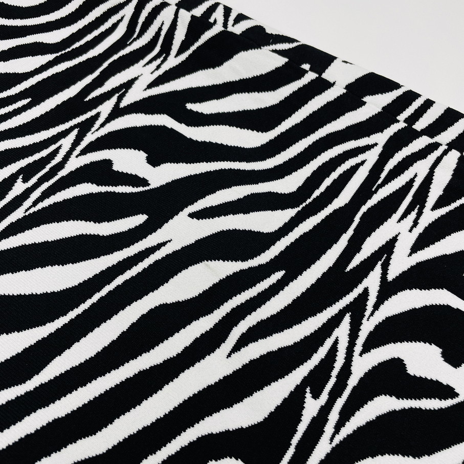 M/ ZARA ゼブラ柄 ジャガードアニマルワンピース レディース M/ ZARA ゼブラ柄 ジャガードアニマルワンピース レディース