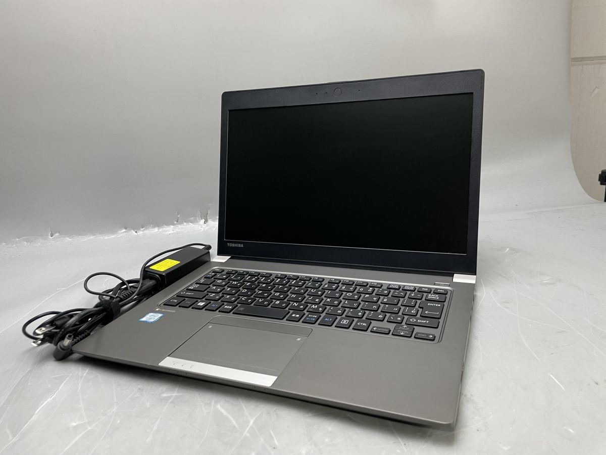 ★1円スタート★東芝 dynabook R63/B Core i3★現状引き渡し★ストレージ/OS無★通電のみ確認★AC付★_画像1