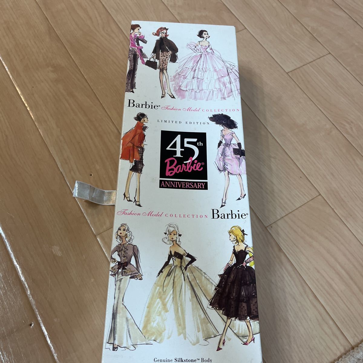 Barbie 人形！45周年記念！フィギュア　レア