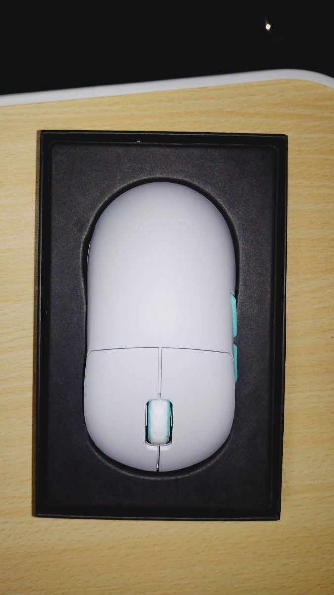 xtrfy m8 wireless ホワイト ゲーミング マウス