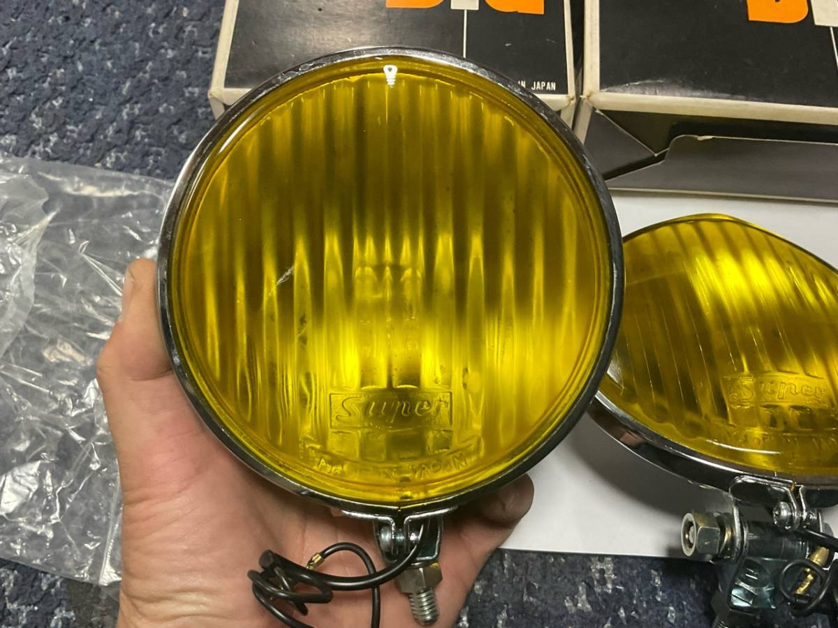 SUPER Dia FOG LAMP JEWEL SERIES フォグランプ 丸形 黄色レンズ 2点 デッドストック 未使用 旧車 昭和レトロ ヴィンテージ 当時物_画像3