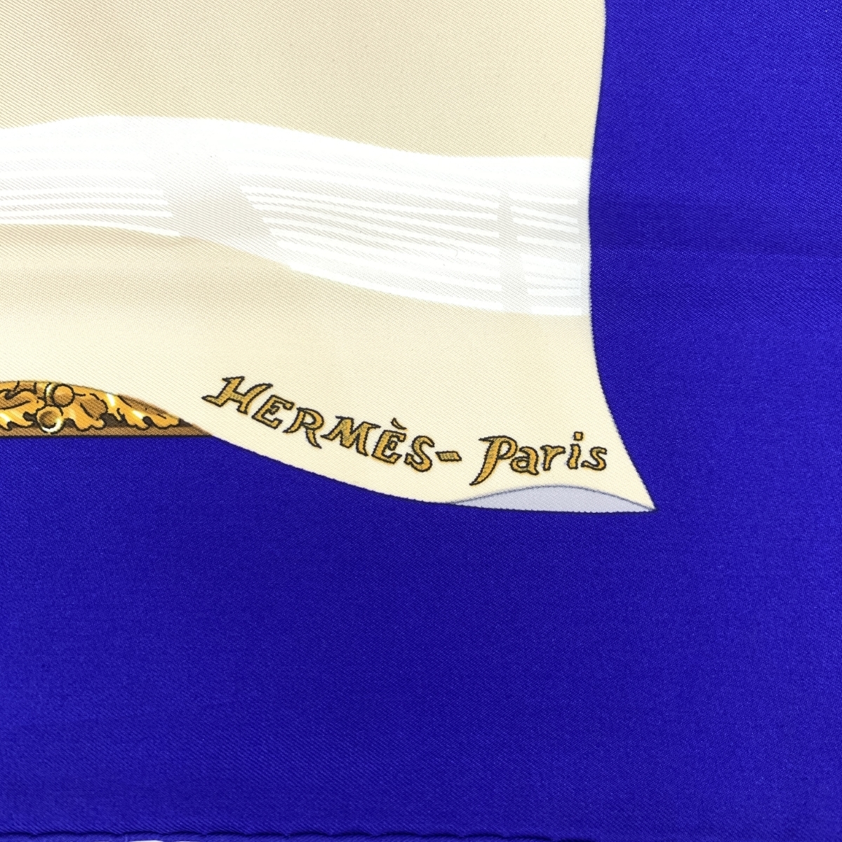 美品◆HERMES エルメス カレ90　Souvenirs de Paris スカーフ◆ ネイビー シルク100％ パリの思い出 レディース スカーフ カレ 絹 服飾小物_画像3
