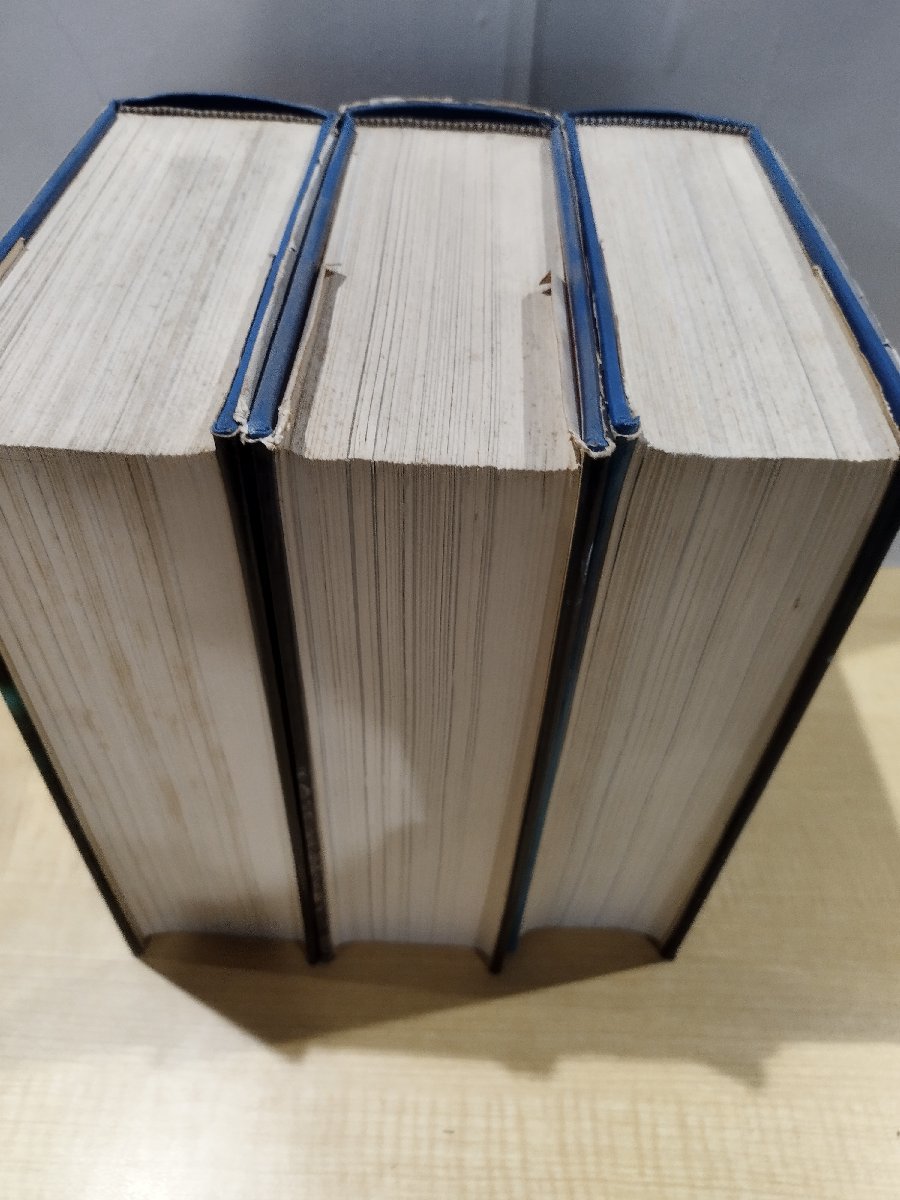 訳あってお買い得!30~80%OFF Grzimek's 洋書/英語 3巻セット Birds Encyclopedia Life Animal 生物学