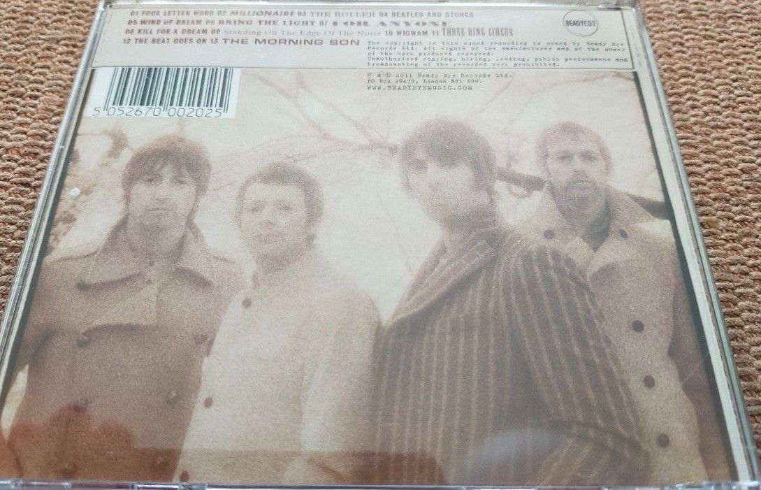 (Oasis)ビーディアイ (BEADY EYE)『DIFFERENT GEAR STILL SPEEDING』『Be』輸入盤2枚