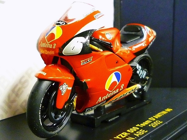イクソ製品　1/24 レプソル ヤマハ YZR500 ノリック 阿部典史 REPSOL YAMAHA YZR #6 2002　MotoGP ixo_画像4