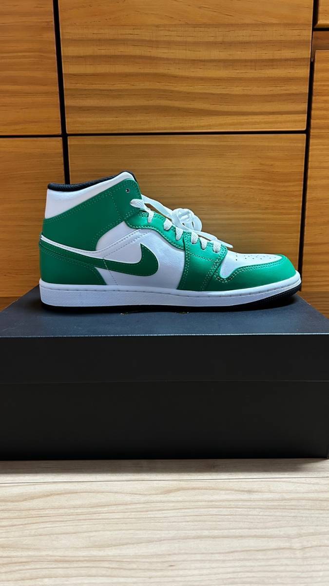 NIKE AIR JORDAN 1 MID 27.5CM "LUCKY GREEN" DQ8426-301 （ラッキーグリーン/ホワイト/ブラック）_画像2