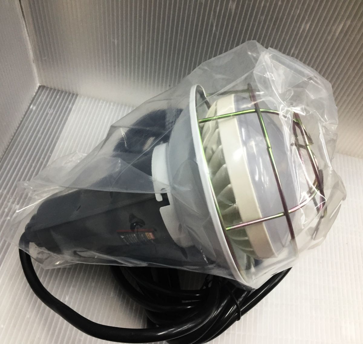 ▼【未使用品】SANKYO 三共 LED 投光器 2台セット TCL-20M クランプ式　20W　【中古】_画像4
