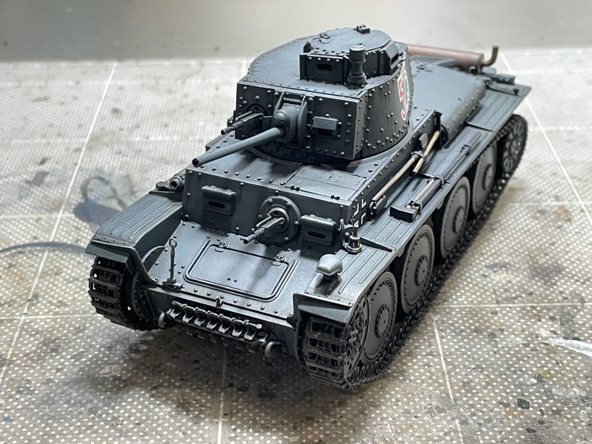 トライスター 1/35 プラガ ドイツ38(t)軽戦車 E/F型 塗装済み完成品_画像6