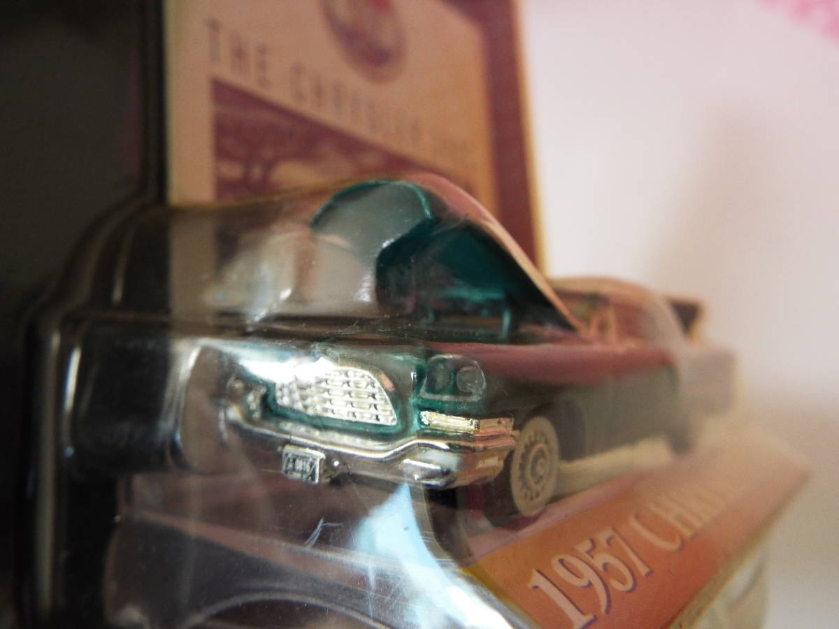 *** 1957y Chrysler 300C 1/64 ***