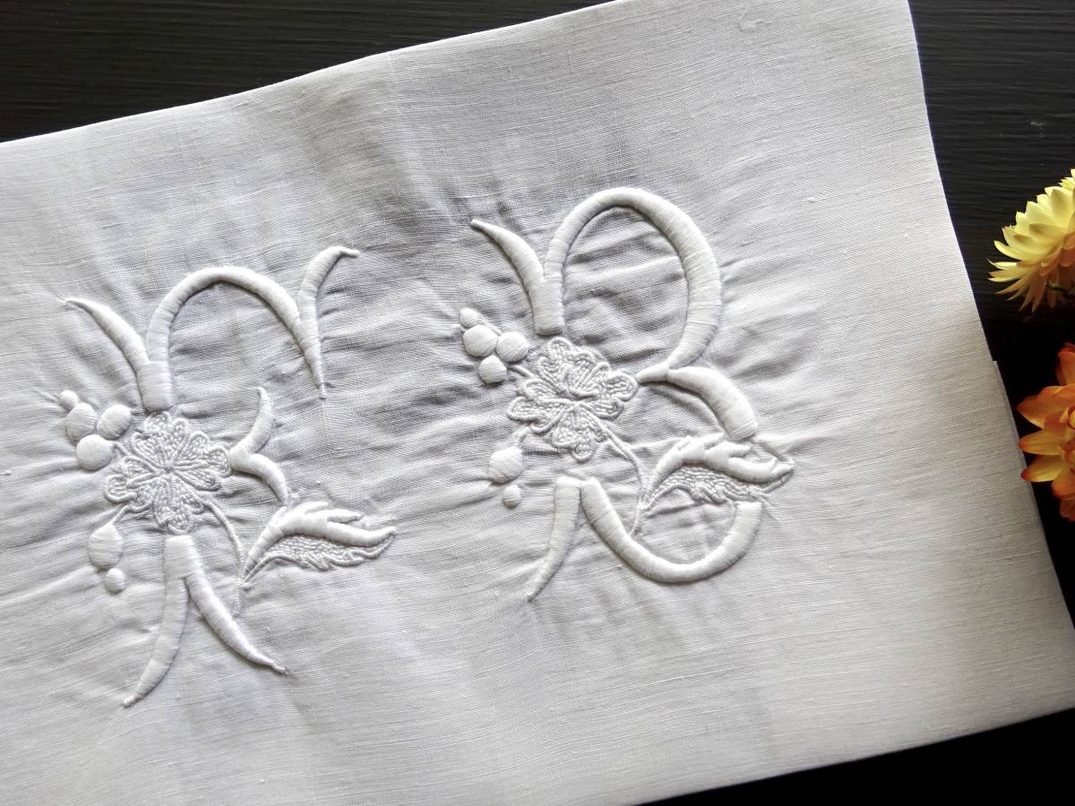 1900年初期 刺繍はぎれ FB フランス 立体 モノグラム イニシャル 縫製 刺繍 スカラップ はぎれ 素材 リメイク パーツ アンティーク_画像5