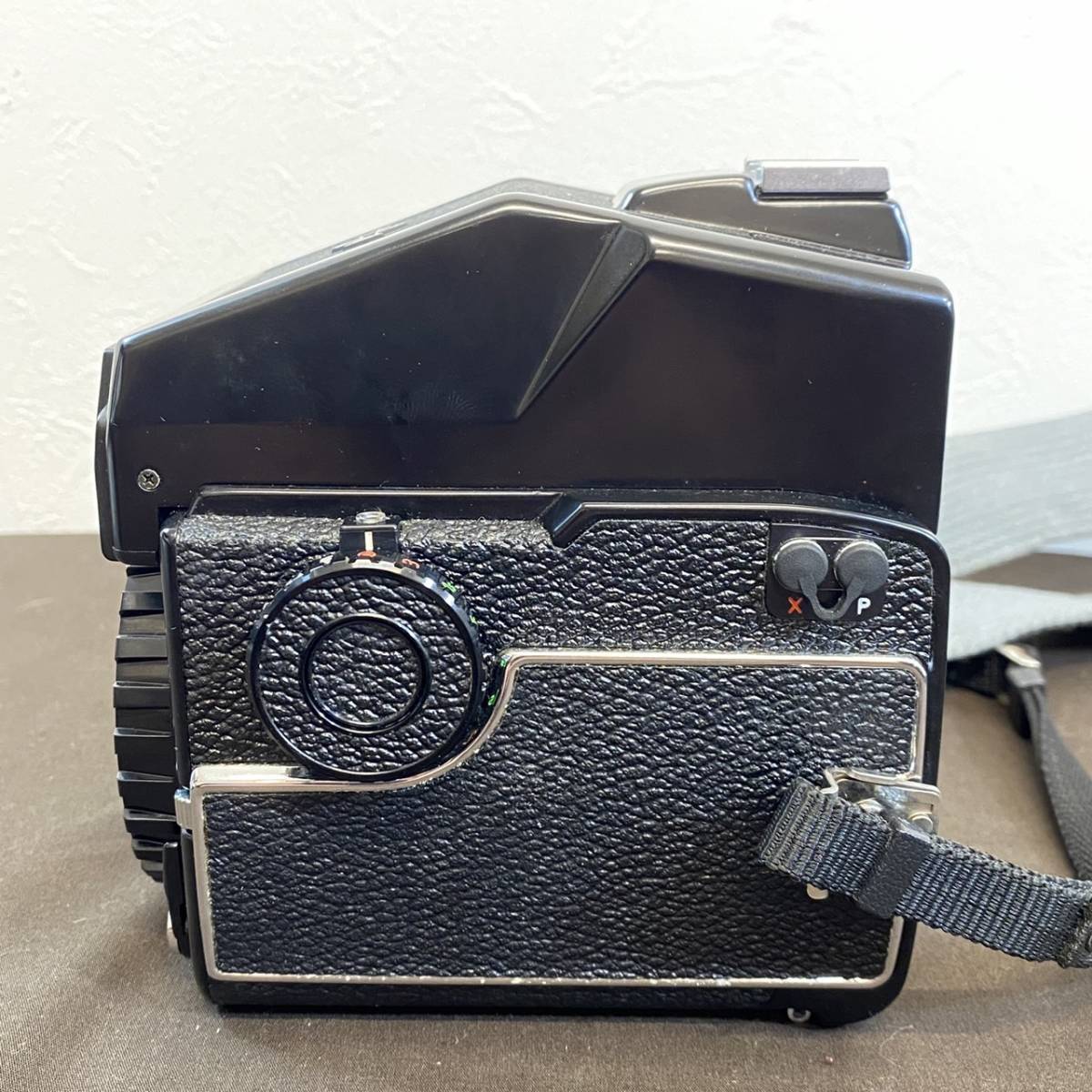 【MH-5689】中古現状品 Mamiya マミヤ M645 1000S 中判 フィルムカメラ プリズムファインダー 動作未確認 80mmレンズ ハードケース付き_画像3