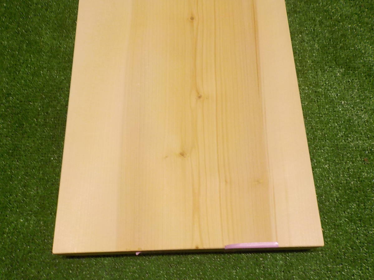 ＊＊No１０２　いちょうまな板（天然木）欠点材格安・普通サイズ・刃にやさしい板ですよ！！　　　　　　_画像6