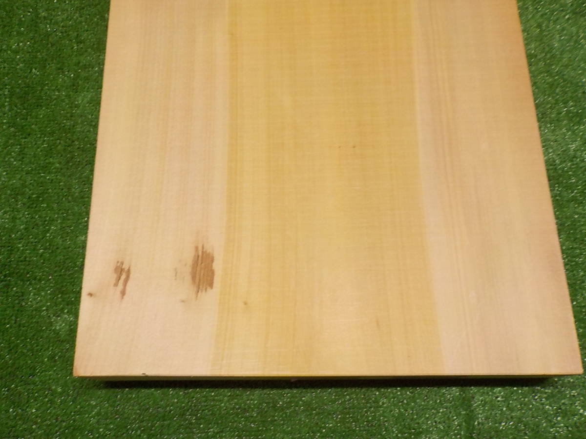 NO105＊＊イチョウ厚板（天然木）・大きなサイズまな板・手打ちそば切り板等・製材鋸挽き・加工なし！！_木の裏・少々キズあり１