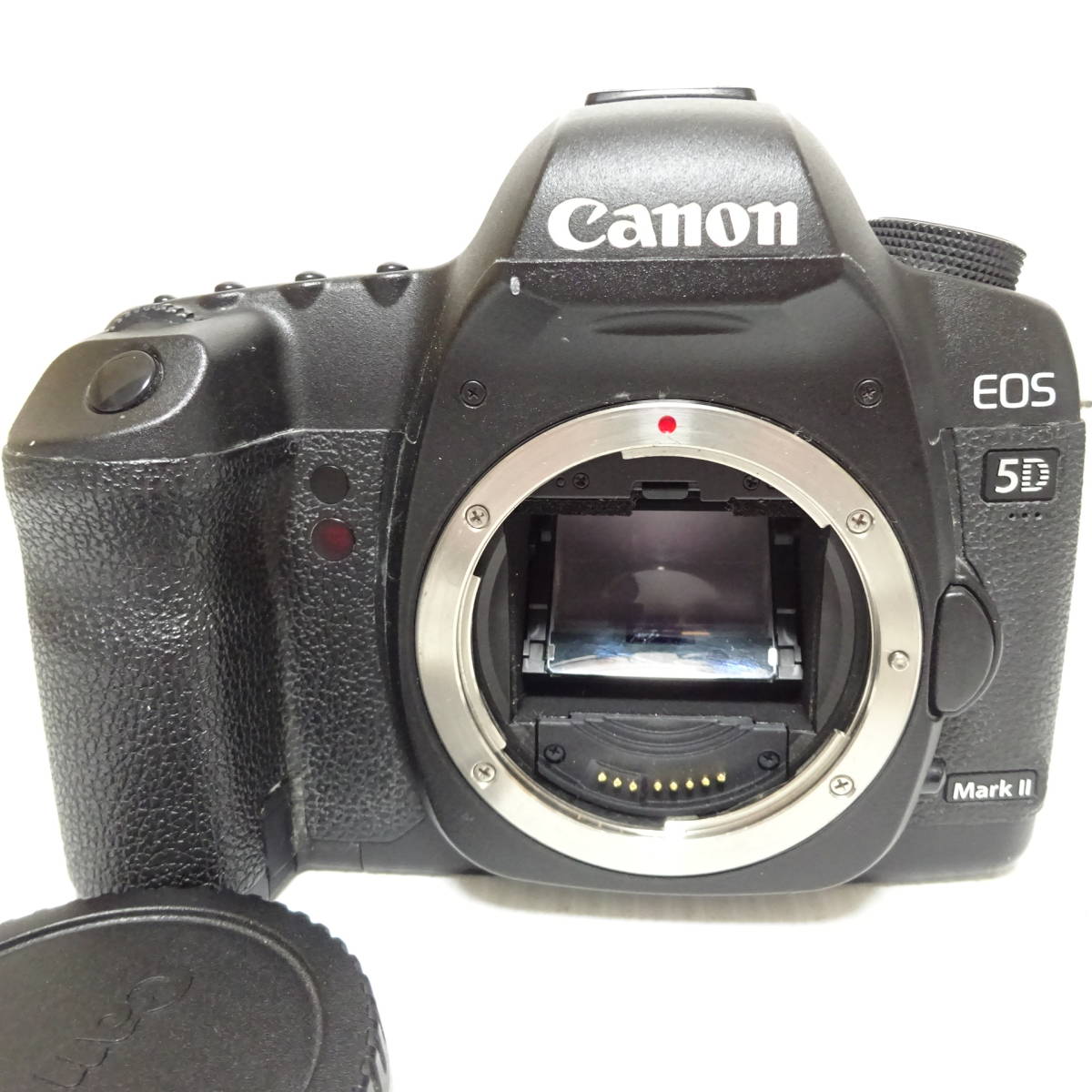 Canon EOS 5D MARKⅡ デジタル一眼カメラ 使用感あり バッテリー無し 動作未確認【80サイズ/同梱不可/大阪発送】【2390844/191/mrrz】_画像2