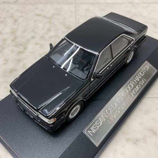 1円〜 インターアライド 1/43 ニッサン セドリック 4DOOR HARDTOP 1989 グランツーリスモSV ブラック_画像3