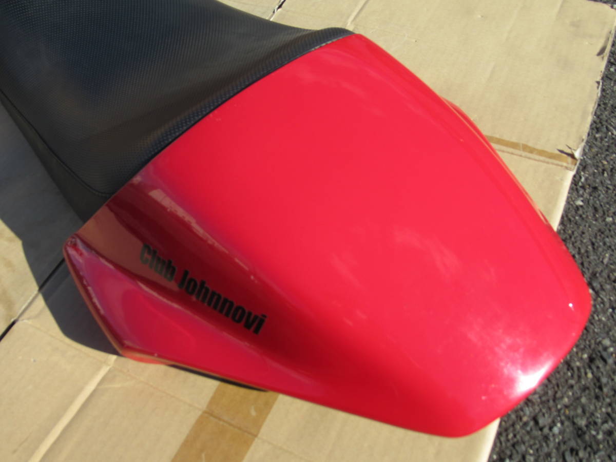 DUCATI MONSTER S4 Ducati Monster S4 из удален сиденье, обтекатель имеется блиц-цена переговоры возможно 