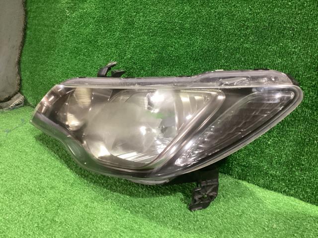 シビック DBA-FD1 左ヘッドランプASSY 1.8G 20/8~ P5493 33151-SNB-J51_画像6