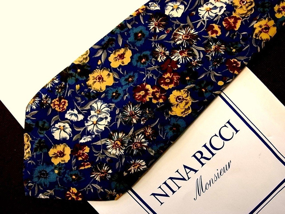 ♪24006C♪良品【花 植物 柄】ニナリッチ【NINA RICCI】ネクタイ_画像1