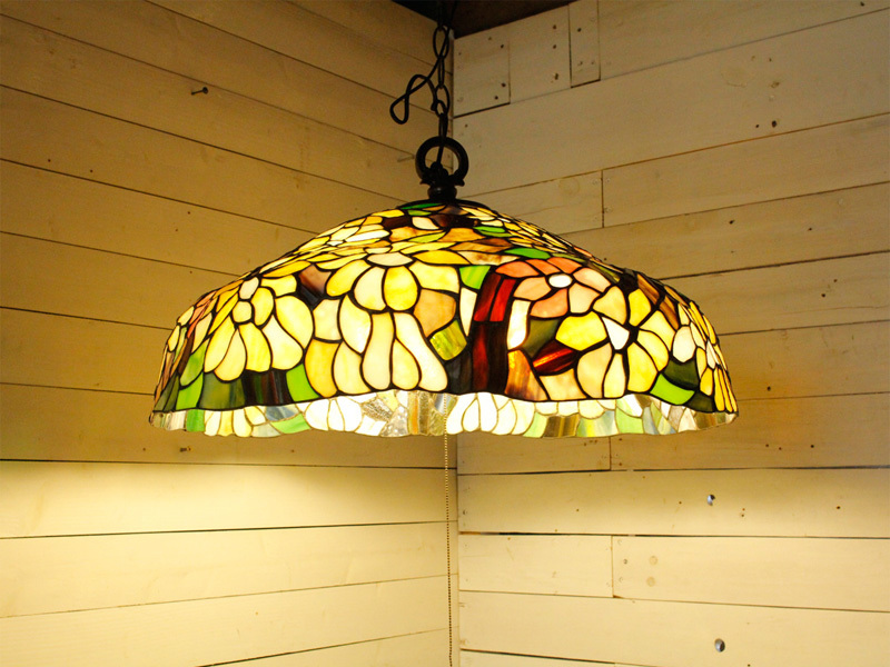 [ Tiffany lamp ]ya Magi wa/yamagiwa/ Vintage / stained glass / pendant light 