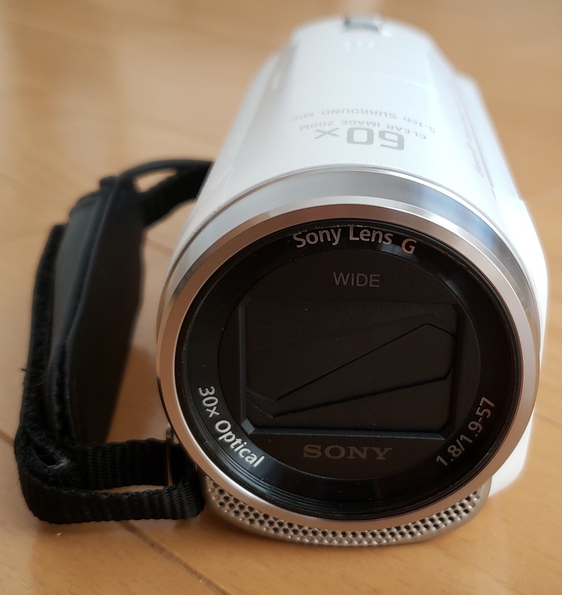 【2023年製美品】SONY ソニー ハンディカム HDR-CX680 ホワイト ビデオカメラ【付属品完備】（レンズ保護フィルター、microSD32GB付）_画像3