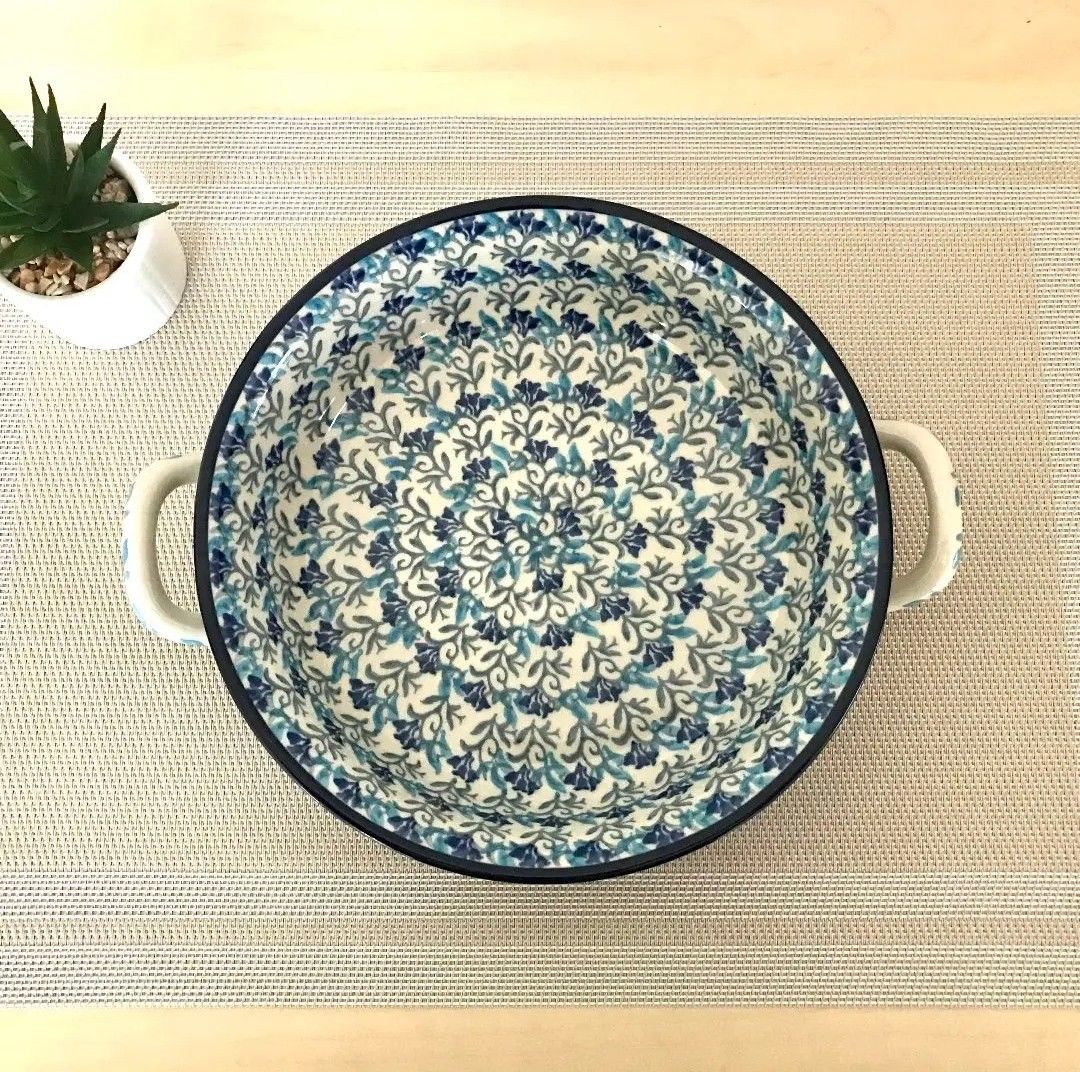 ポーランド食器　取っ手付きボウル　ツェラミカ　水色と青色のお花　総柄模様　陶器製　ツェラミカアルティスティチナ　オーブン皿　新品