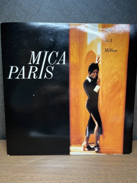 ★7インチ　Mica Paris - Two In A Million_画像1