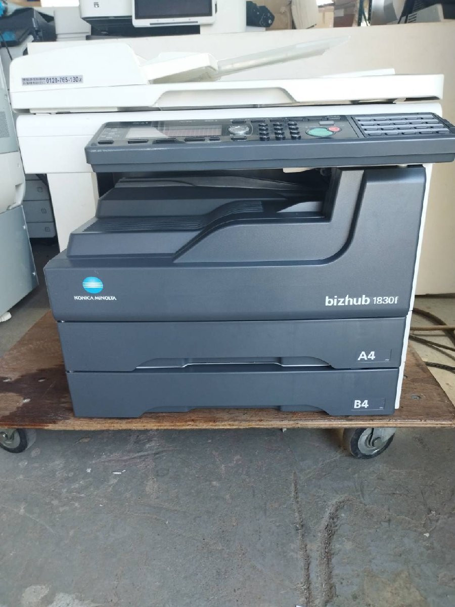 ■印字9070枚！konica minolta/コニカミノルタ bizhub 1830f　 A3モノクロ複合機　ADF付き　2段　USB LAN フル機能 【C0922Z11BH】_画像1