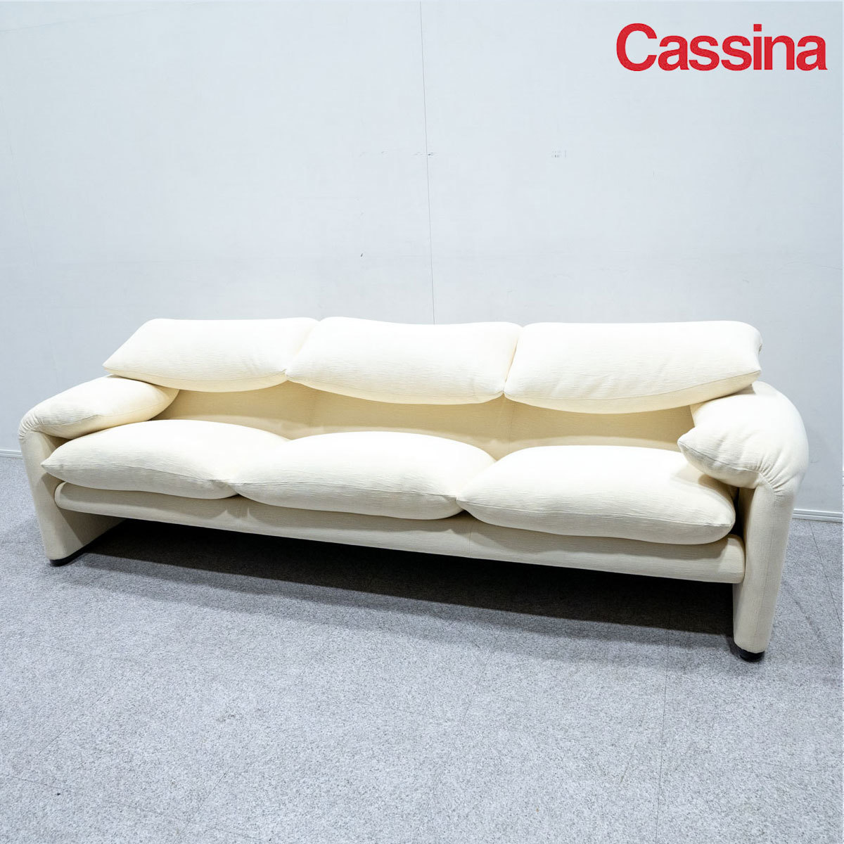 [ secondhand goods ]Cassinakasi-naMARALUNGA 3Pmalarunga3 seater . sofa fabric ivory vi ko*maji -stroke reti regular price 107 ten thousand 