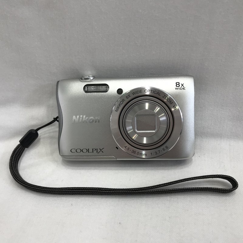 Ｎｉｋｏｎ ニコン ＣＯＯＬＰＩＸ Ｓ３７００ シルバー 光学８倍ズーム コンパクト デジタル カメラ 充電器付 中古 カメラ/248_画像1