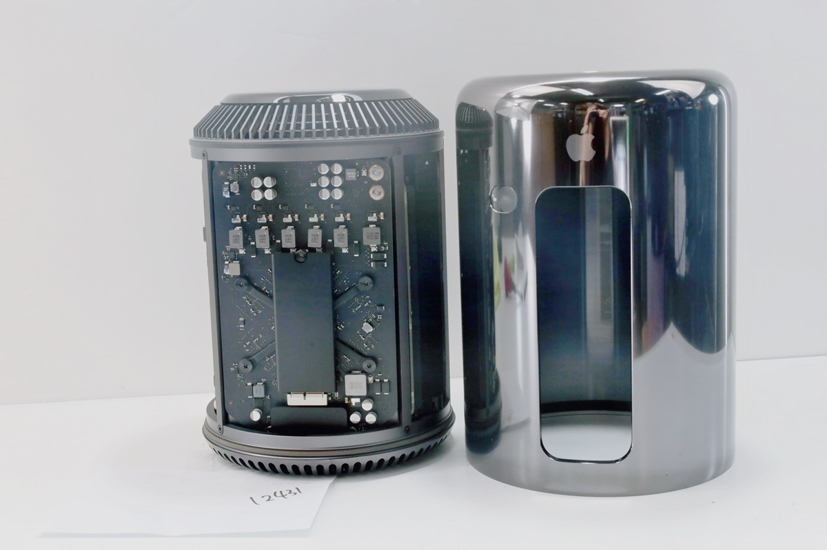 起動確認済 データ消去済 Apple Mac Pro 2013 (A1481)★Xeon E5-1650 v2/3.50Ghz 6コア 16GB《4GBx4》 SSD1000GB 現状品 12431_画像4