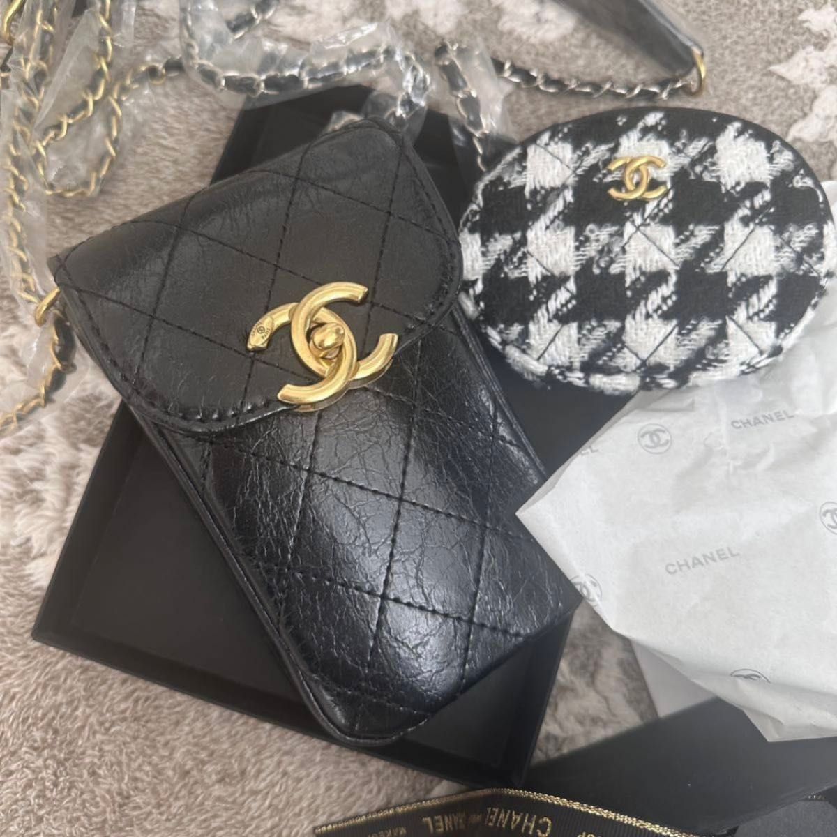 シャネル CHANEL ノベルティ スマホポーチ ミニバッグ コイン シャネル CHANEL ノベルティ スマホポーチ ミニバッグ コイン