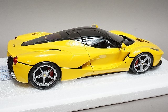 BBR 1/18 Ferrari フェラーリ La Ferrari ラ・フェラーリ モデナイエロー/グロスブラックルーフ BBR182220_画像3